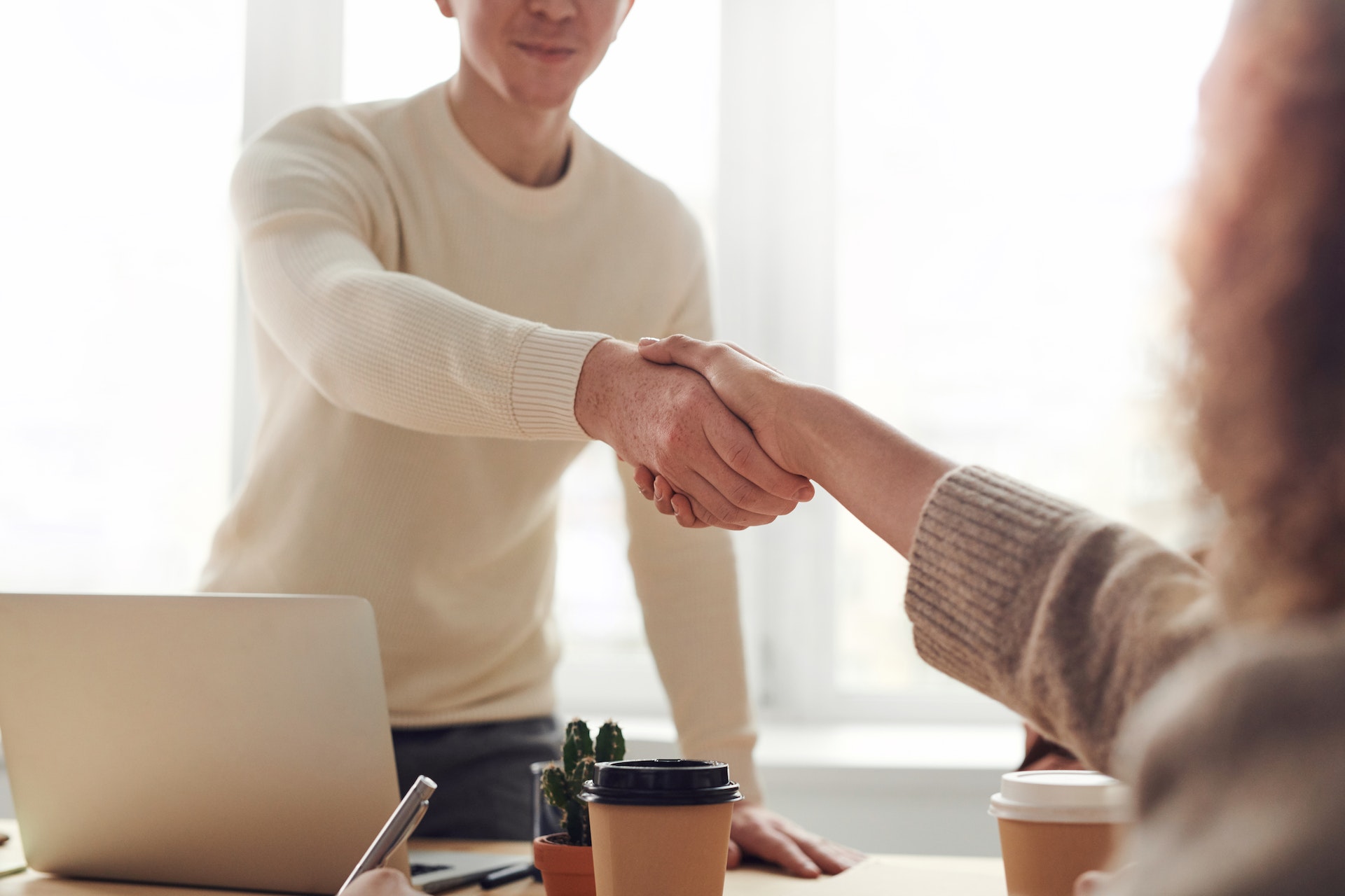 marketing-internship-interview-questions-handshake